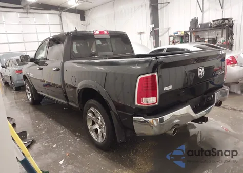 2016 Ram 1500 Laramie z USA, uszkodzony, nr VIN 1C6RR7VT0GS372730